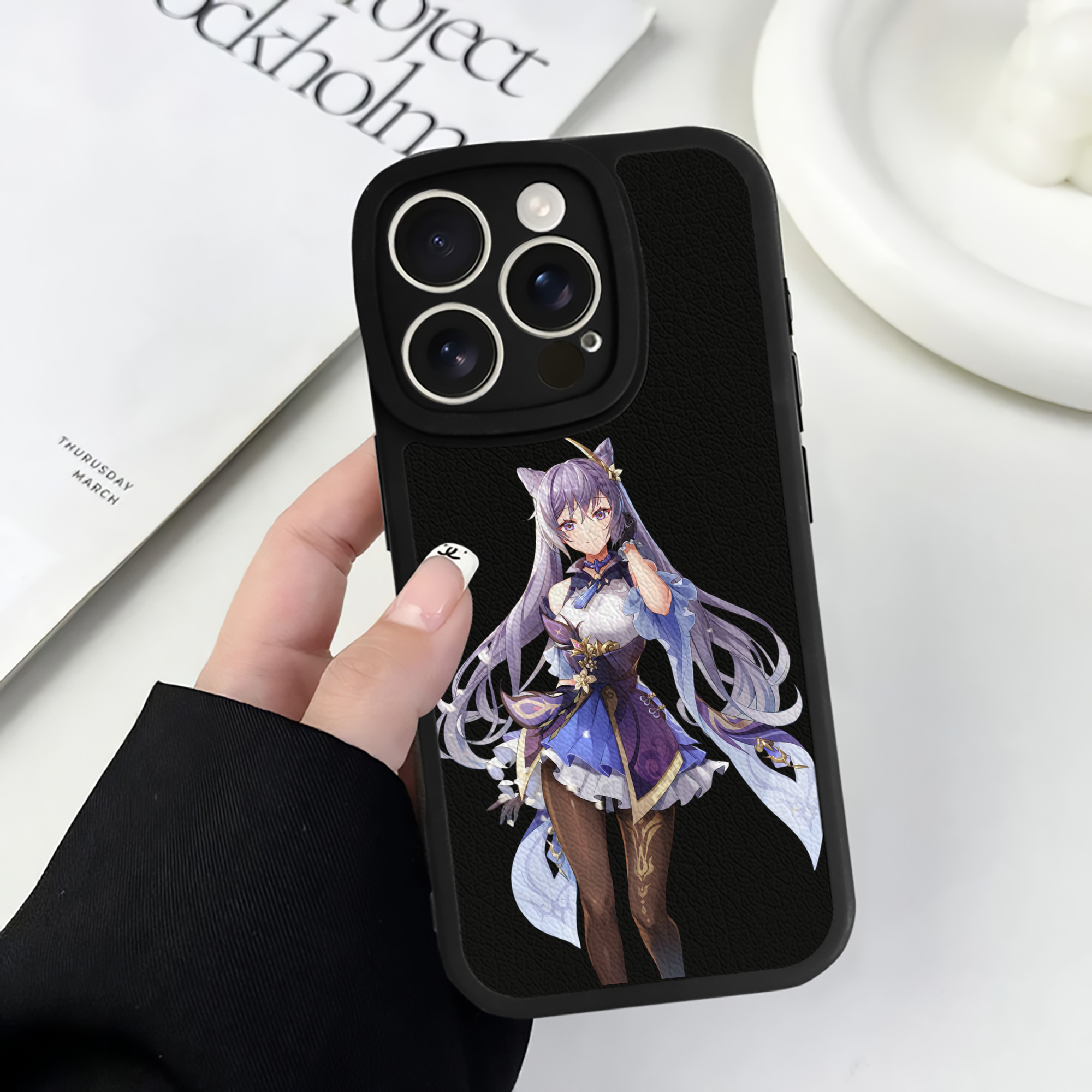 げんし神 刻晴 こくせい genshin Kokusei 【iPhone 16シリーズ対応】シリコンスマホケース（レザー調） 材質：シリコン